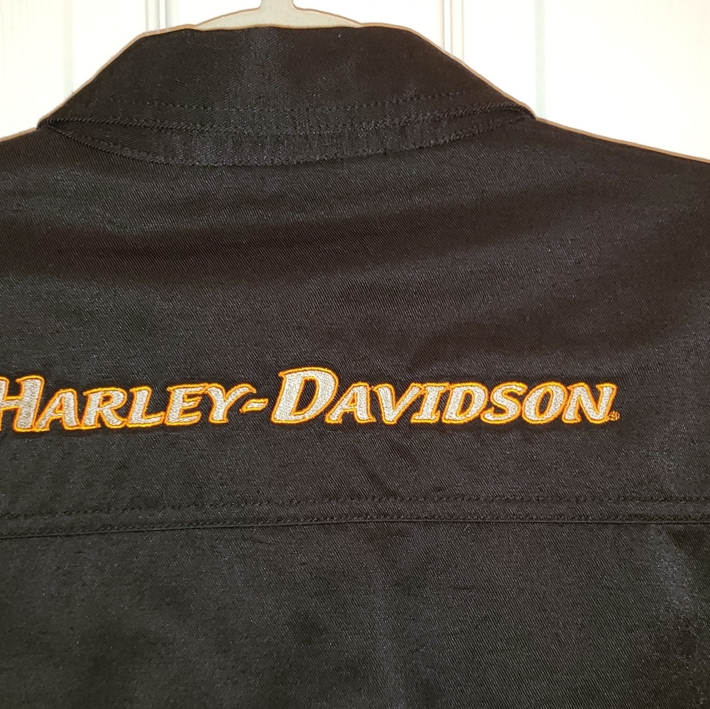 Women's Jacket - Picture 4 of 4